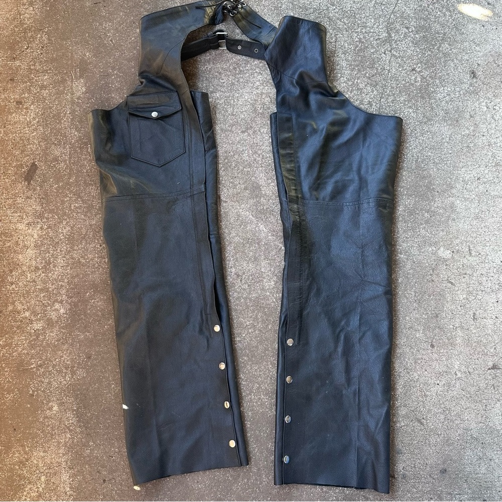 Genuine Leather Black Motorcycle Biker Chaps - Picture 2 of 6